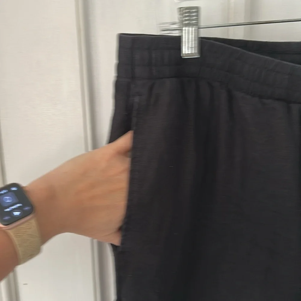 H&M Regular Fit Elastic Waist Linen Pull On Pants with Pockets in Black - XL